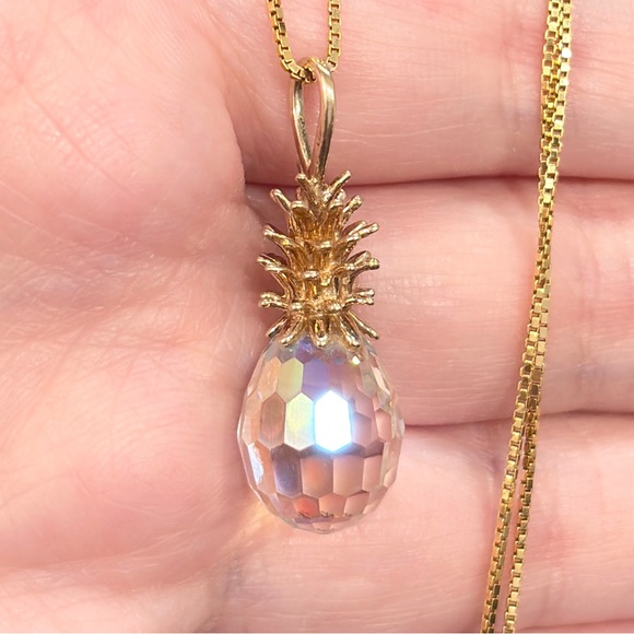 Vintage 14K Pineapple Pendant 3D Aroura Borealis Crystal Gold Piece